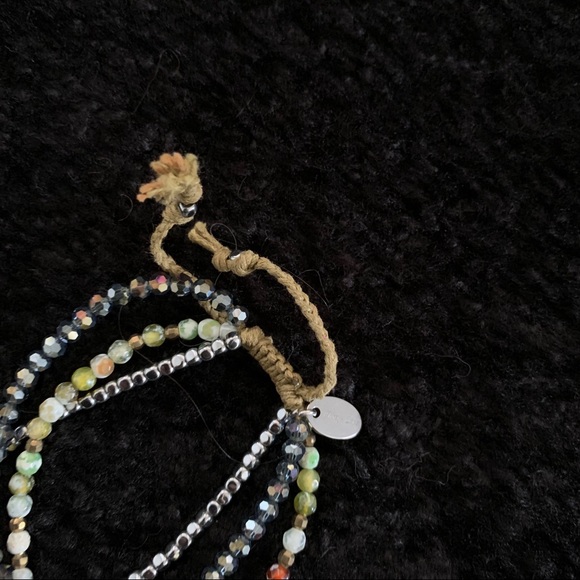 Beaded bracelets - Picture 6 of 7